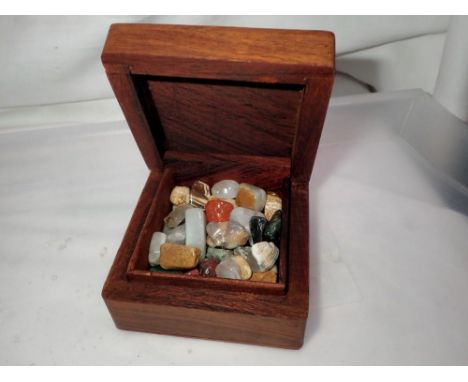 Boxed collection of semi-precious polished stones. UK P&amp;P Group 1 (£16+VAT for the first lot and £2+VAT for subsequent lo