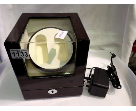 Rotor for two watches display, PSU included. UK P&amp;P Group 3 (£30+VAT for the first lot and £8+VAT for subsequent lots) 