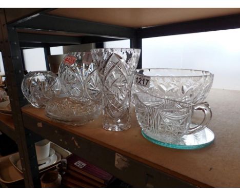 Shelf of mixed glass. Not available for in-house P&amp;P 