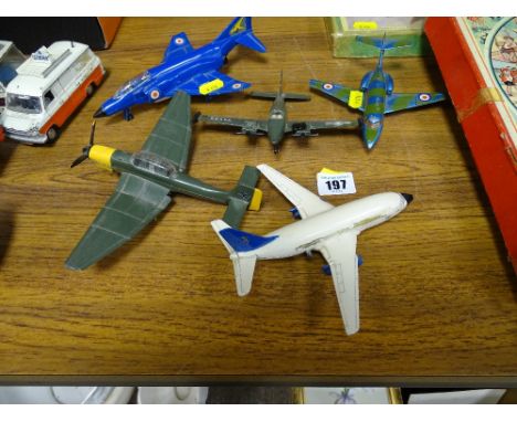 Parcel of diecast airplanes including Dinky, Meccano, Boeing, Dinky Toys Phantom II etc