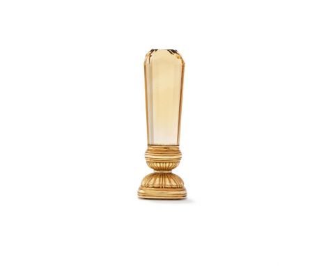 A LATE 18TH CENTURY CITRINE TABLE SEAL, OWSTON  CIRCA 1790  The polished facetted citrine handle to a reeded gold fitting, wi
