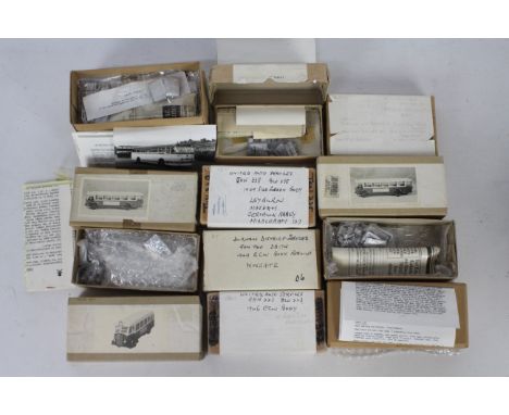 Pirate Models, Brackenburgh, Model Bus Federation, Others - 10 boxed white metal model vehicle bus kits in 4mm / OO scale. Lo