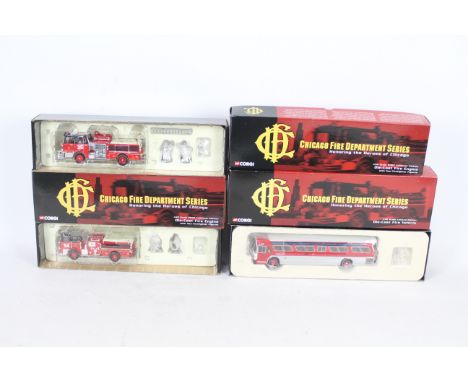 Corgi - Three boxed diecast 1:50 scale US Fire Appliances / vehicles from the Corgi 'Chicago Fire Department Series'. Lot con