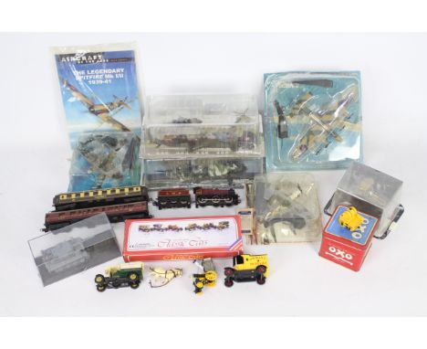 Amer - DeAgostini - Lima - A collection of mostly boxed models including Supermarine Spitfire MkVb, US Blackhawk helicopter, 