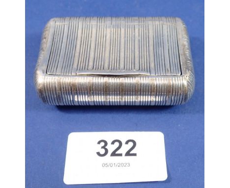 A silver curved pocket snuff box with reeded decoration, Birmingham 1811 by John Shaw, 51g