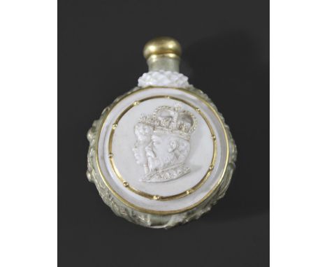 ROYAL WORCESTER SCENT BOTTLE - GEORGE V an unusual scent bottle made to commemorate the coronation of George V in 1911, with 