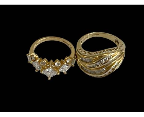 Two 14k gold dress rings.