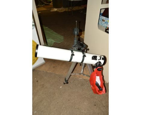 A MEADE MODEL 4504 TELESCOPE,  with Tripod , PSU and Starfinder remote