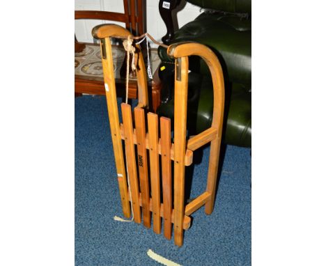 A VINTAGE DAVOS BEECH SLEDGE