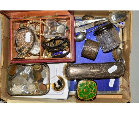 A SELECTION OF JEWELLERY, SILVERWARE AND COINS, to include two imitation pearl necklaces, wrist watches, brooches, cap badges