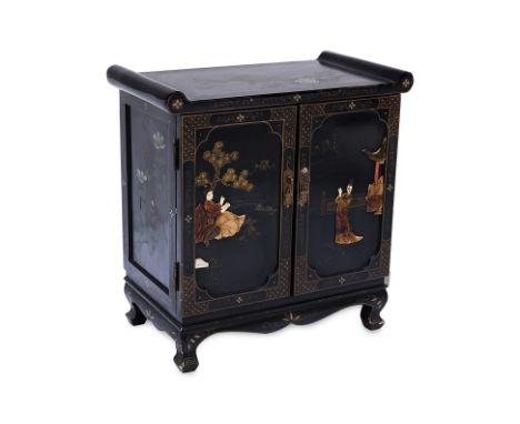 A SMALL BLACK LACQUER CABINET
Black lacquered hardwood, applied carved scenes of figures, top with painted flowers, with two 