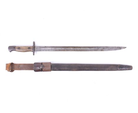 A WWI British 1907 Bayonet. Fullered blade with stamps, L.W.E to one side and 1907 Wilkinson to reverse, stamp to leather loo