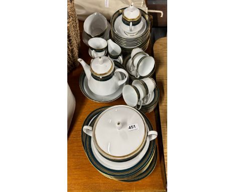 A Noritake Coventry pattern dinner service, tea pot A/F.