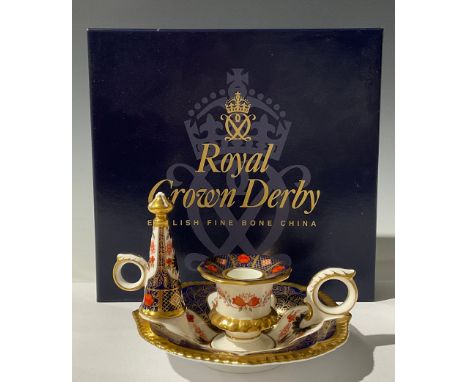 A Royal Crown Derby Imari palette 1128 pattern Winster chamber stick and snuffer, first quality, boxed 