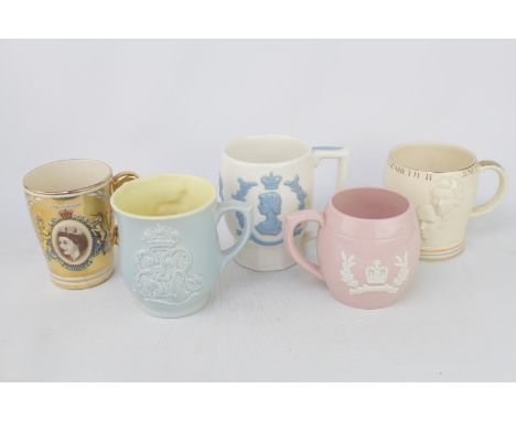 Collection of Queen Elizabeth II Commemorative ceramics  to include Wedgwood Barlaston Coronation Mug, Jasperware, Spode etc 