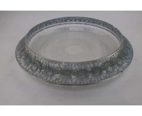 R Lalique Sunflowers pattern Circular bowl, engraved signature. 34cm in Diameter 