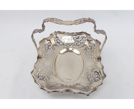 Edwardian Silver Pierced fruit basket Sheffield 1907 by R F Mosley &amp; Co, 440g total weight 