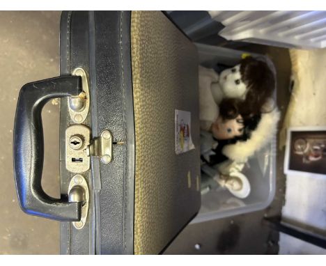 Box of porcelain headed collectors dolls and a typewriter