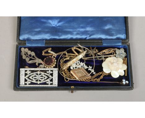 A box of vintage dress jewellery including mother of pearl brooch, gilt metal gate bracelet and gem set bar brooch etc.