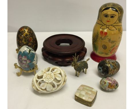 Miscellaneous lot containing 5 decorative egg ornaments including cloisonne & enamel, miniature metal reindeer decorated with