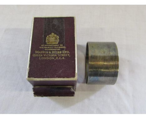 Silver napkin ring maker Turner & Simpson Birmingham 1961 weight 1.34 oz