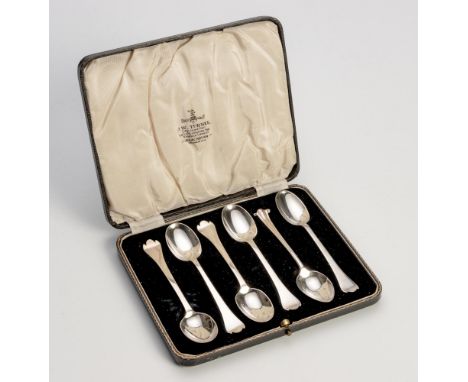 And an Electroplated Teaspoon11,5cm long, 71g weighable silver(7)