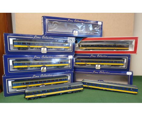 Roco (but in Lima Boxes) set of Seven HO Gauge Train Railway Set NS Dutch Passenger Carriages