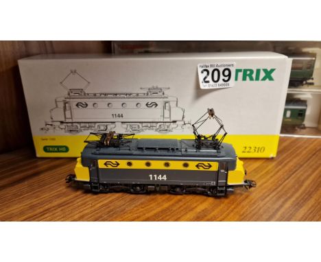 Trix HO Gauge 22310 Electric Locomotive Dutch State Railways Class 1100 Model Railway Trains