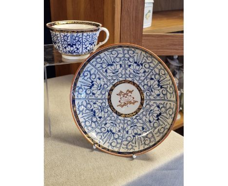 Royal Worcester Pair of Early 19th Century Tea Cup &amp; Bowl set, unmarked - 20cm diameter