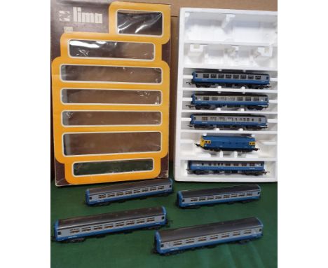 Lima Diesel Train Box Set inc Class 33 D6524 Engine &amp; Eight Intercity Carriages