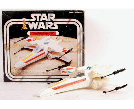 A rare original first-issue vintage Palitoy made Star Wars ' X Wing Fighter ' action figure playset. Complete with all side g