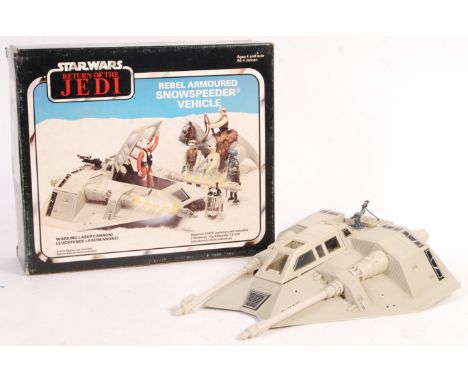 An original vintage Clipper made Star Wars ' Rebel Armoured Snowspeeder Vehicle ' action figure playset. 100% complete with b