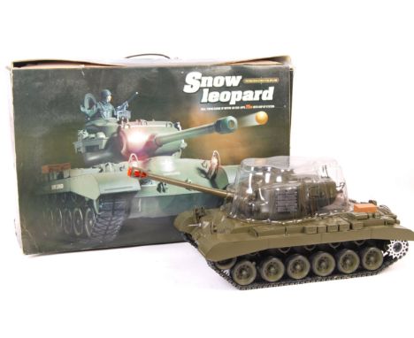 A Heng Long made 1/16 scale RC radio controlled ' Snow Leopard ' model tank. Highly detailed, with full light, sound and BB f