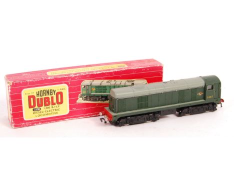 An original vintage Hornby Dublo made 00 gauge model railway trainset locomotive No. 2230 ' 1,000 BHP Diesel-Electric Locomot