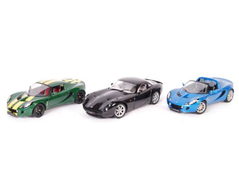 A collection of 3x original Jadi made 1/18 scale diecast models comprising: Lotus Elise 111S in metallic green, Lotus Elise 1