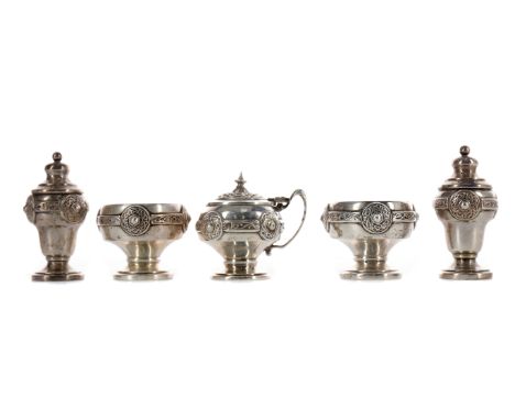 GEORGE V SILVER CRUET SET, maker Henry Matthews, Birmingham 1922, comprising a pair of open salts with blue glass liners, a m