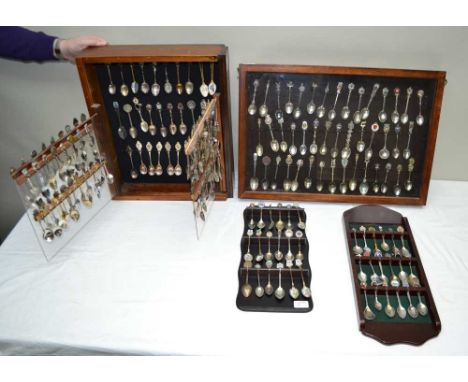 A LARGE COLLECTION OF COMMEMORATIVE AND SOUVENIR SPOONS, many with decorative enamel terminals, mixed English and Continental