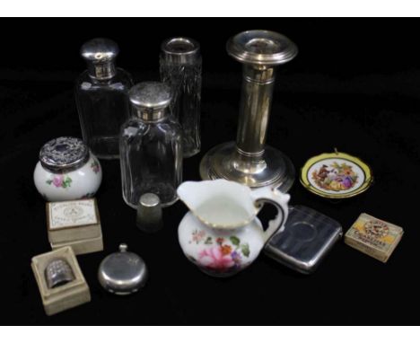 A COLLECTION OF SILVER &amp; OTHER ITEMS to include; an Edwardian silver vesta case, Chester 1906, an Ellis &amp; Co. silver 