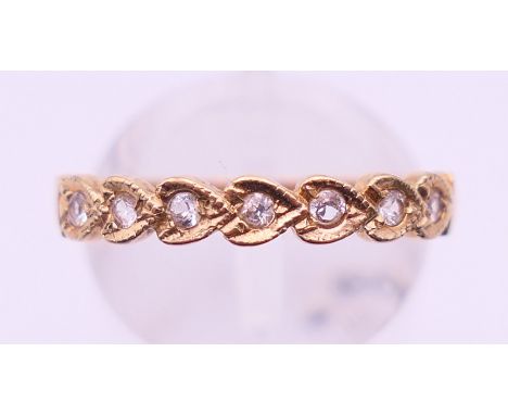 A 9 ct gold dress ring. Ring size R.