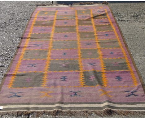 A vintage Turkoman labi jar kelim rug. 356 x 165 cm.