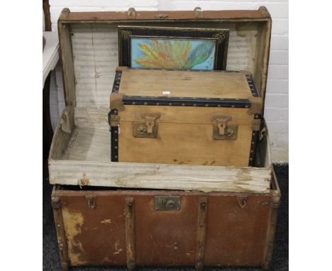 A quantity of various trunks, a picture etc. The largest trunk 82 cm wide.