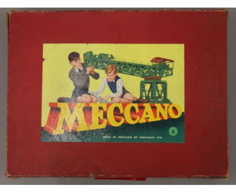 A boxed Meccano set. 50 cm wide.
