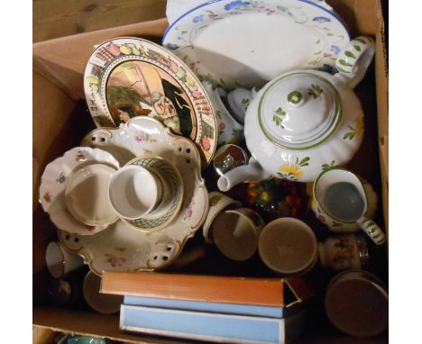 A box containing a quantity of assorted ceramic items including Royal Worcester Evesham oven-to-table ware, boxed Wedgwood Cu