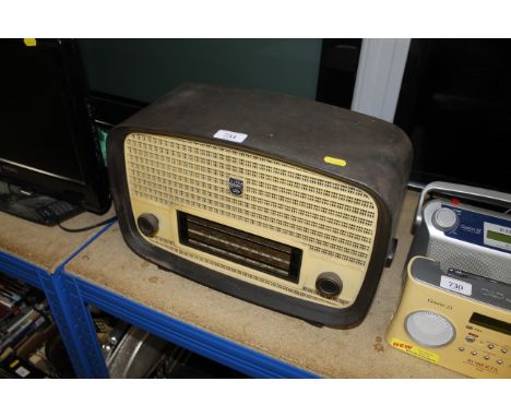 A vintage Ultra 1950s style radio sold as a collectors items