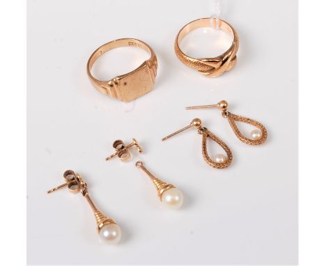 A 9ct signet ring, a 9ct knot style ring, and two pairs of 9ct cultured pearl earrings, (12.8g gross), (4)