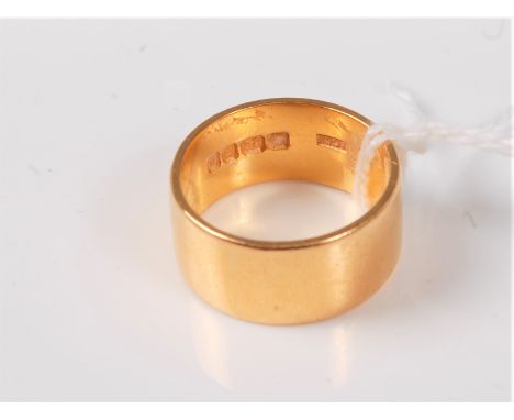 A 22ct gold wedding band, London 1958, size M-N, (9.9g)