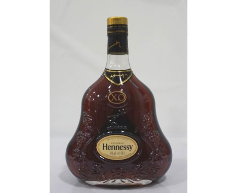 HENNESSY XO COGNACA bottle of the famous Hennessy XO Cognac.  70cl.  40% abv.  Level bottom neck.  Excellent condition.  1 bo