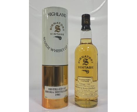 BRORA 19YO 1981 SIGNATORYGreat bottle of Brora Vintage 1981 bottled by Signatory from two casks.  Brora 19 Year Old Single Ma