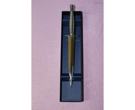 J Knowle &amp; Son of Sheffield presentation Fairburn Sykes commando dagger with polished steel handle and military markings,