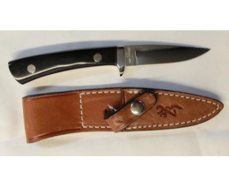 Browning 720 small game hunting knife with full tapered tang, with black Mccarter two piece handle, stainless steel hilt, in 